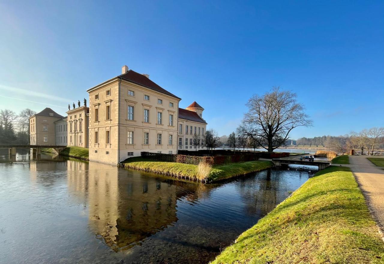 Ferienhaus mit Bootssteg am See in Rheinsberg Exterior foto